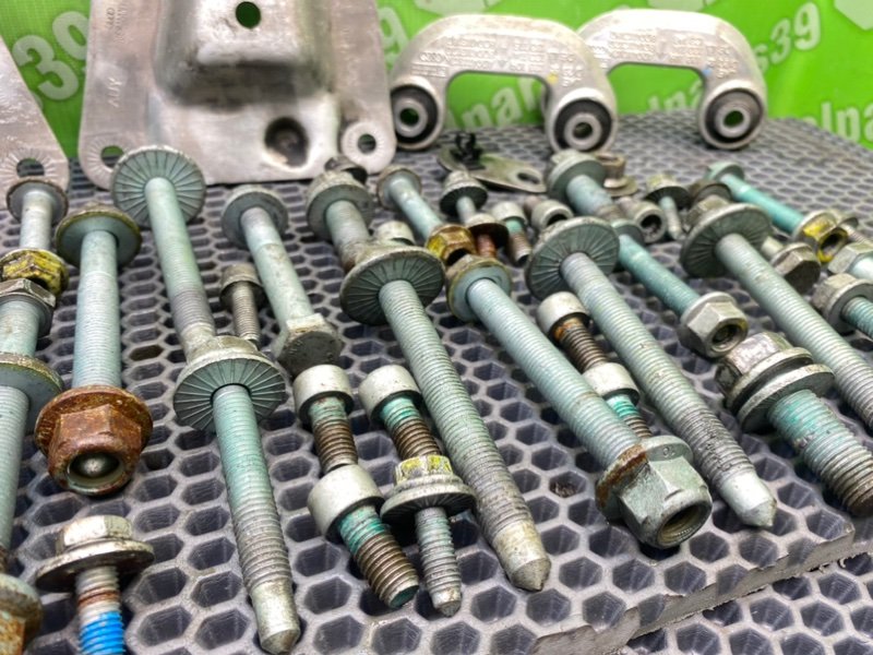 Болты подвески, 2200 рублей, Калининград