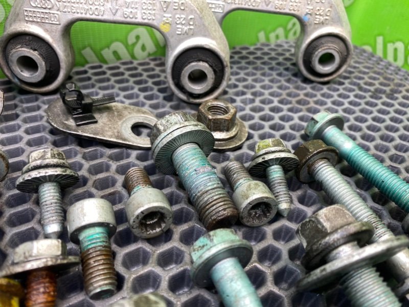 Болты подвески, 2200 рублей, Калининград