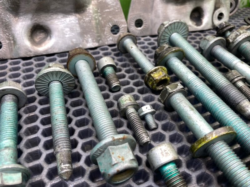 Болты подвески, 2200 рублей, Калининград