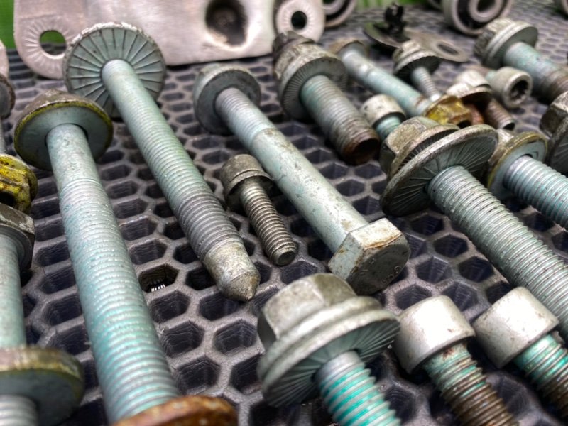 Болты подвески, 2200 рублей, Калининград