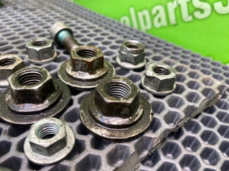 Болты подвески, 2200 рублей, Калининград