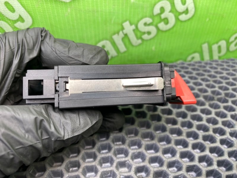 Кнопка аварийки, 2100 рублей, Калининград