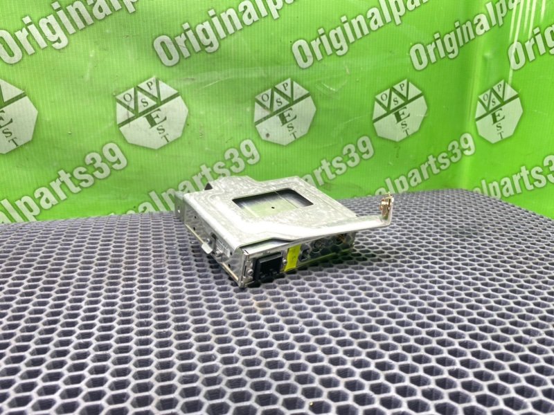 Блок управления навигацией, 2000 рублей, Калининград