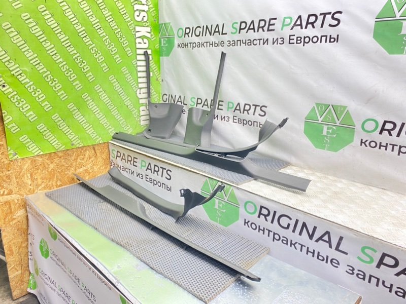 Накладки порогов, 2100 рублей, Калининград