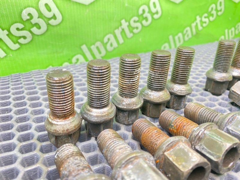 Колесные болты, 1700 рублей, Тверь