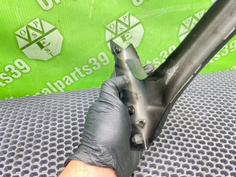 Кронштейн крыла, 1200 рублей, Калининград