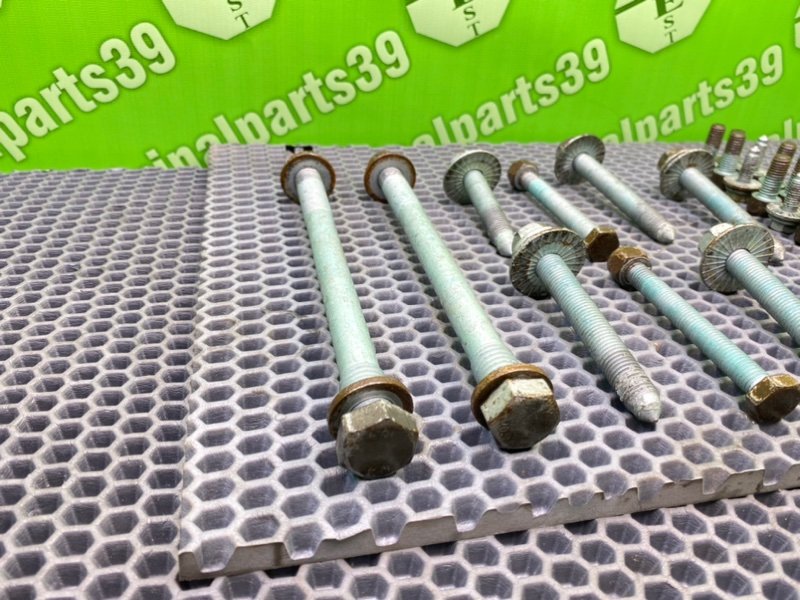 Болты подрамника, 2200 рублей, Калининград