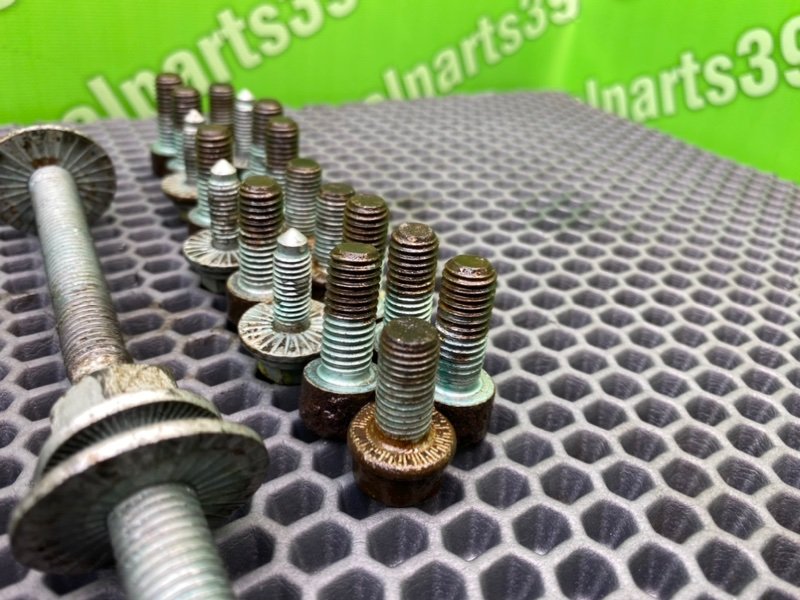 Болты подрамника, 2200 рублей, Калининград