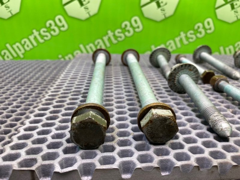 Болты подрамника, 2200 рублей, Калининград