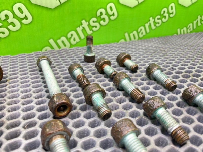 Болты подрамника, 1700 рублей, Калининград