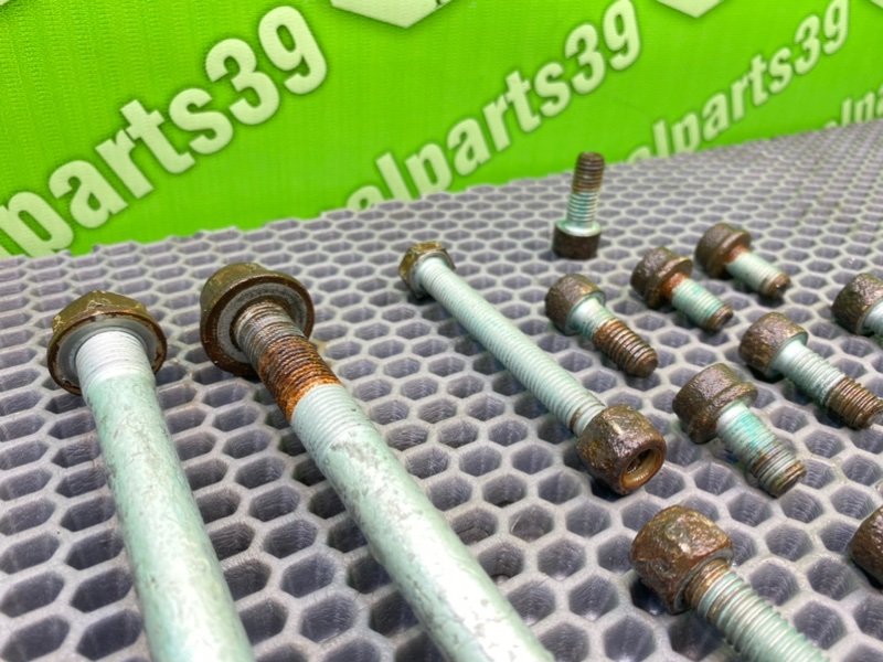 Болты подрамника, 1700 рублей, Калининград