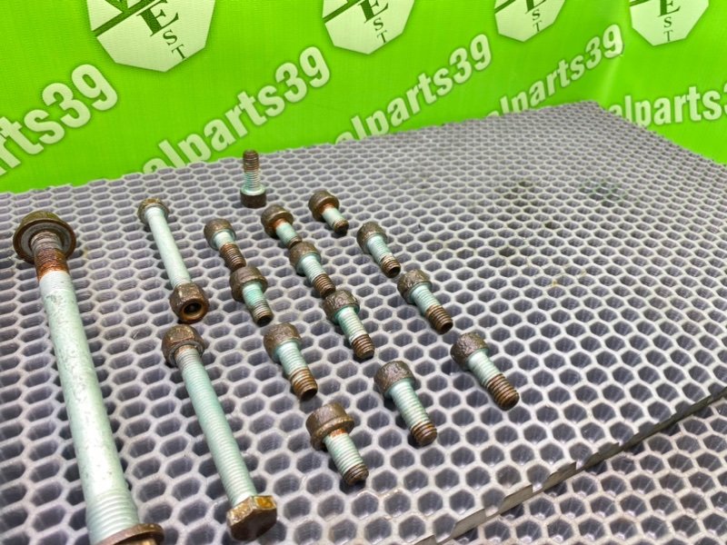 Болты подрамника, 1700 рублей, Калининград