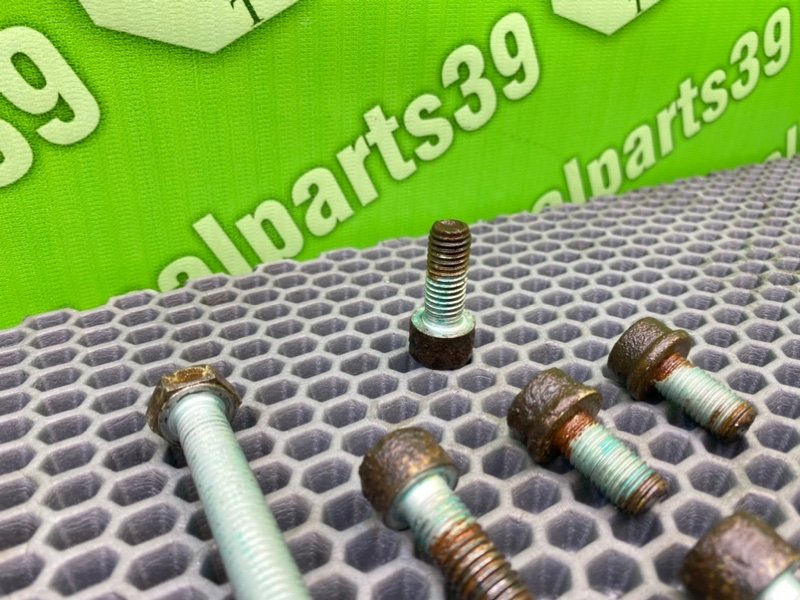 Болты подрамника, 1700 рублей, Калининград