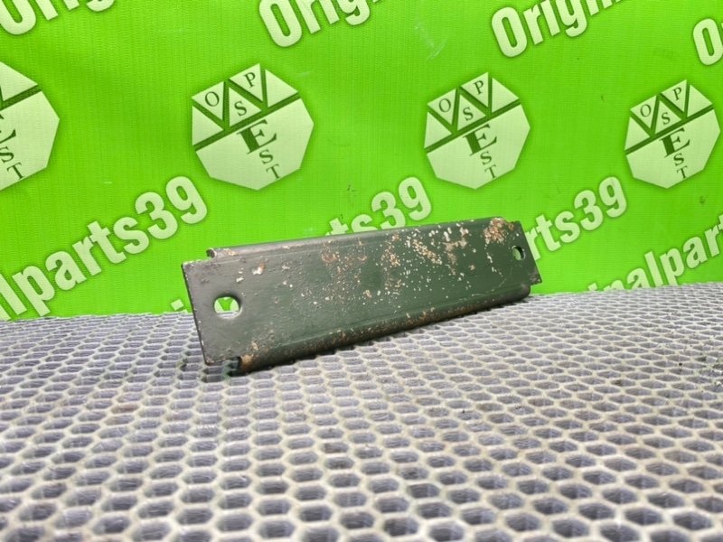 Кронштейн, 800 рублей, Калининград