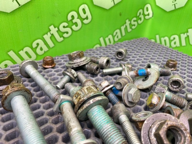 Болты подрамника, 2200 рублей, Калининград