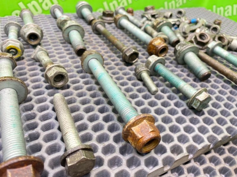 Болты подрамника, 2200 рублей, Калининград