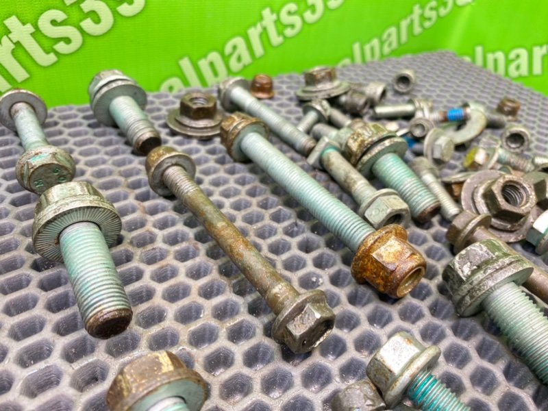 Болты подрамника, 2200 рублей, Калининград