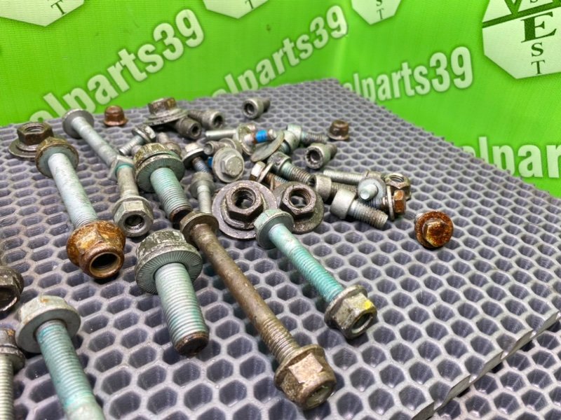 Болты подрамника, 2200 рублей, Калининград