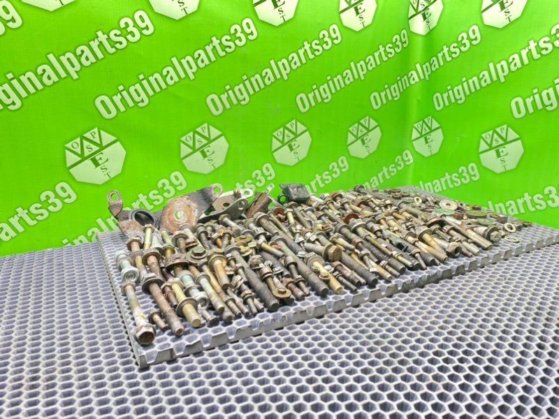 Болты двигателя, 2700 рублей, Калининград