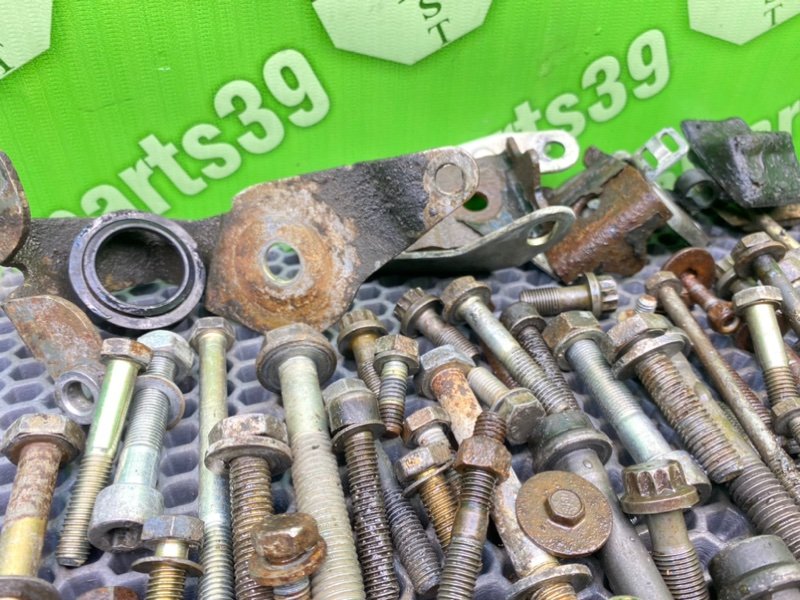 Болты двигателя, 2700 рублей, Калининград