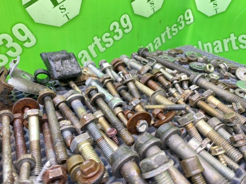 Болты двигателя, 2700 рублей, Калининград