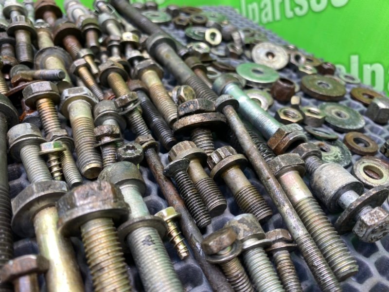 Болты двигателя, 2700 рублей, Калининград