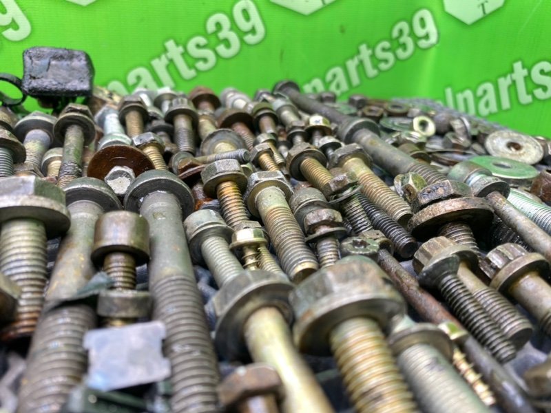Болты двигателя, 2700 рублей, Калининград