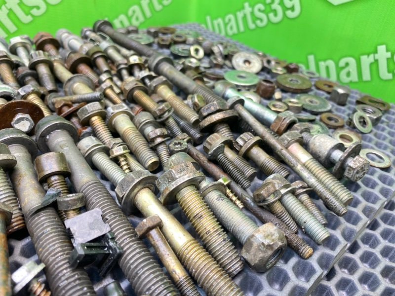 Болты двигателя, 2700 рублей, Калининград