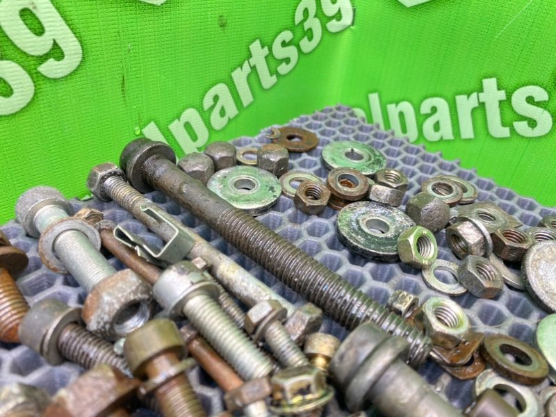 Болты двигателя, 2700 рублей, Калининград