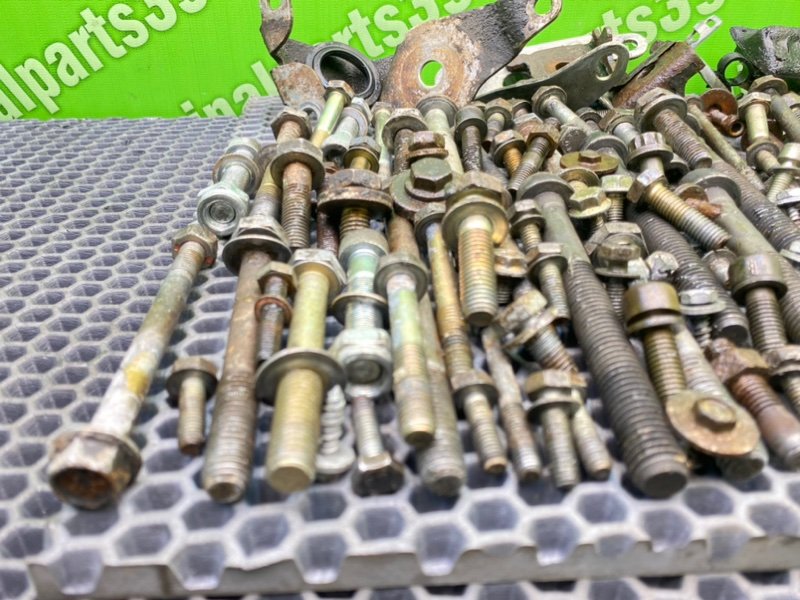 Болты двигателя, 2700 рублей, Калининград