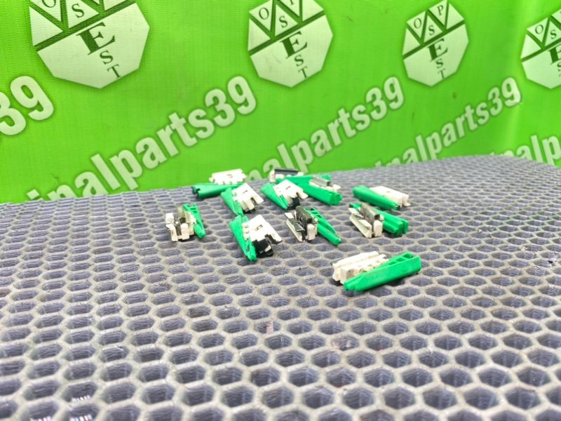 Кронштейны, 1600 рублей, Калининград