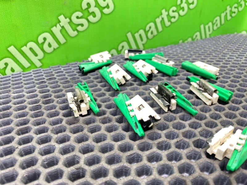 Кронштейны, 1600 рублей, Калининград