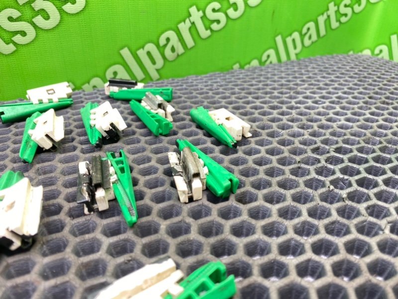 Кронштейны, 1600 рублей, Калининград