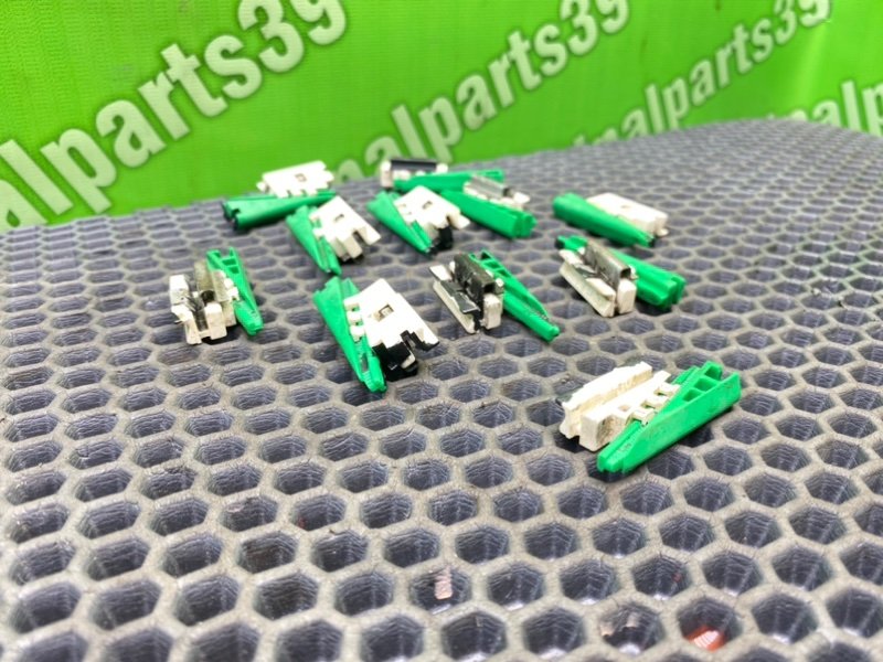 Кронштейны, 1600 рублей, Калининград