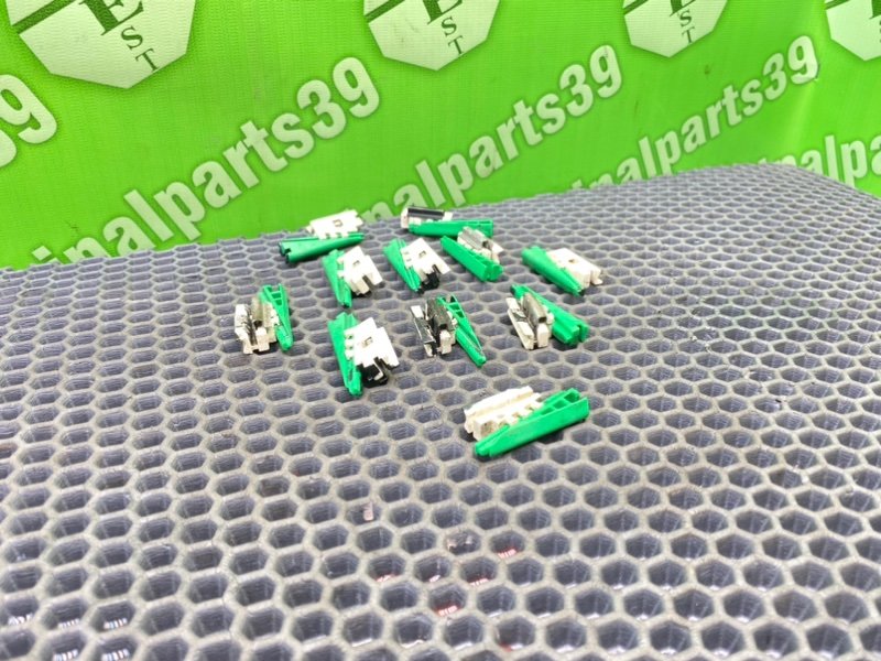 Кронштейны, 1600 рублей, Калининград