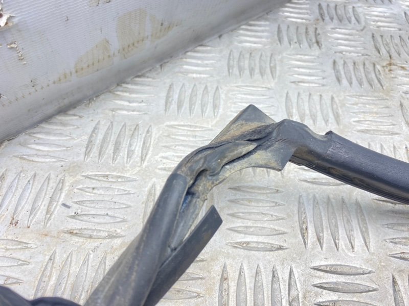 Уплотнитель двери, 1300 рублей, Калининград