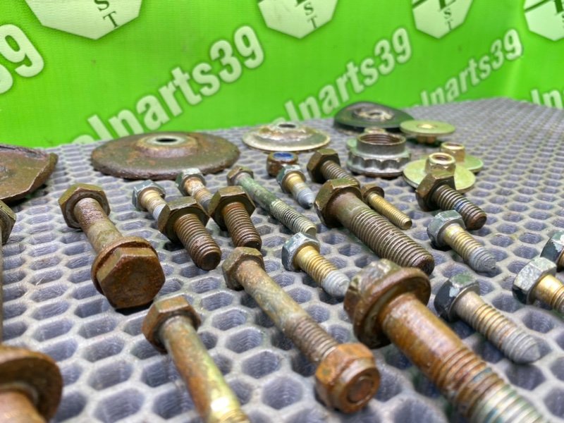 Болты подвески, 1700 рублей, Калининград