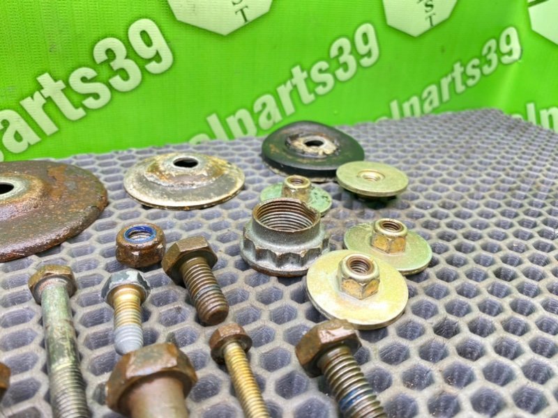 Болты подвески, 1700 рублей, Калининград