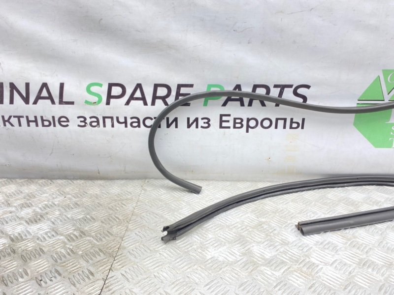 Уплотнители капота, 2700 рублей, Калининград