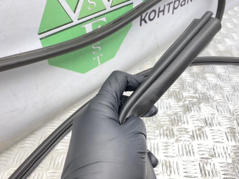 Уплотнители капота, 2700 рублей, Калининград