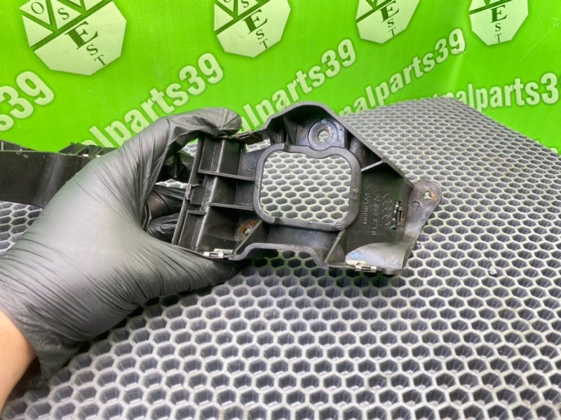 Кронштейны, 1000 рублей, Калининград