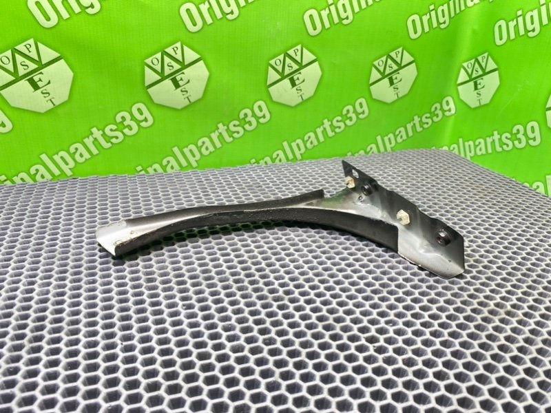 Кронштейн крыла, 1300 рублей, Калининград