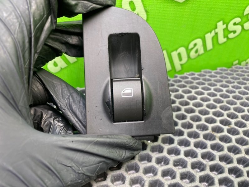 Кнопка эсп, 1000 рублей, Калининград