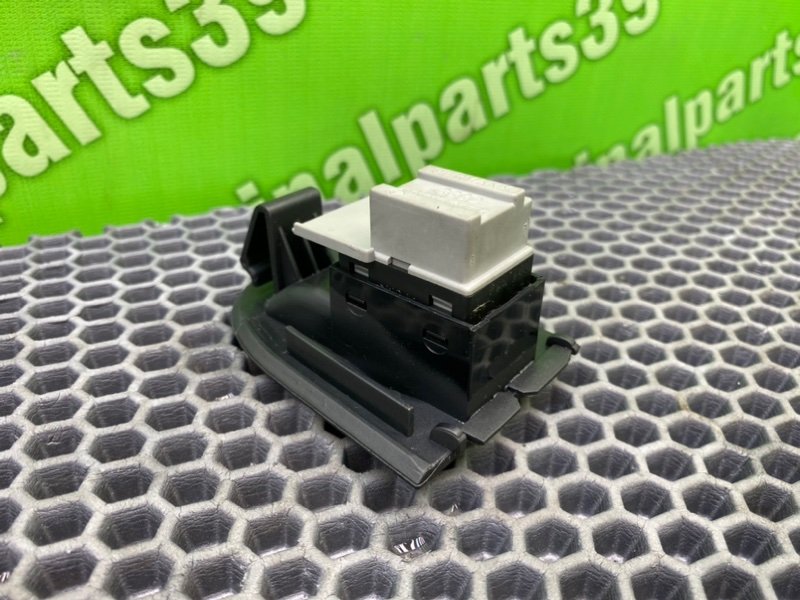 Кнопка эсп, 1000 рублей, Калининград