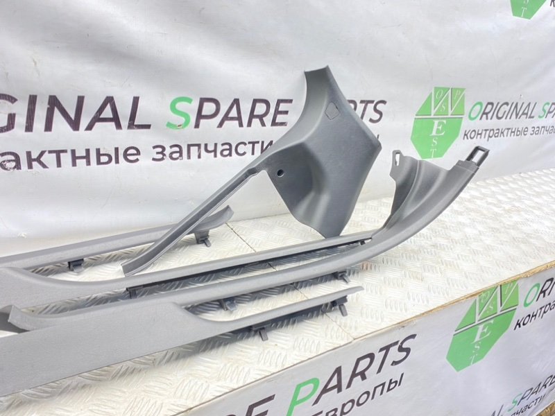 Накладки порогов, 2000 рублей, Калининград