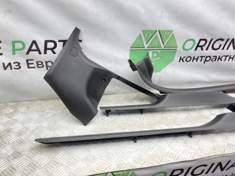 Накладки порогов, 2000 рублей, Калининград