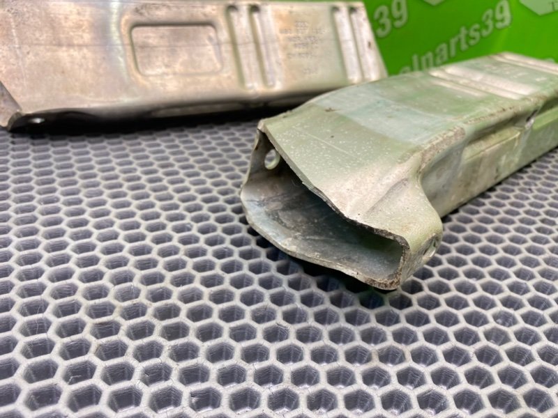 Кронштейн усилителя бампера, 1600 рублей, Калининград