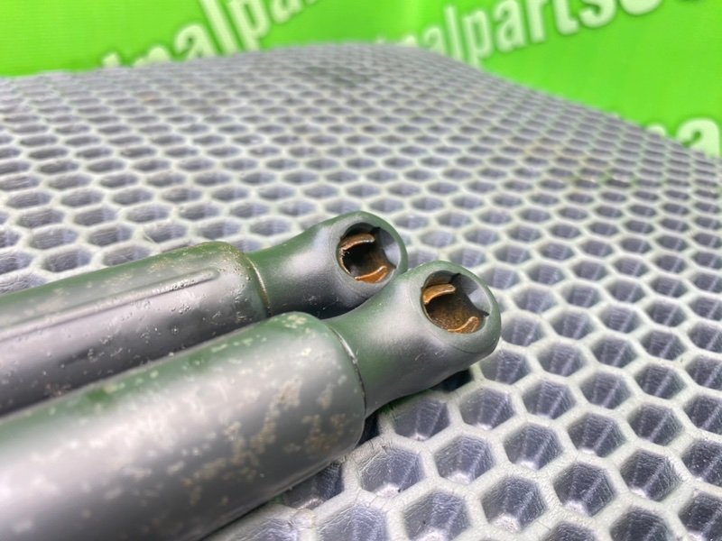 Амортизаторы багажника, 1900 рублей, Калининград