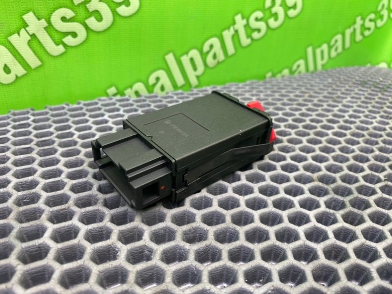 Кнопка аварийки, 2100 рублей, Калининград