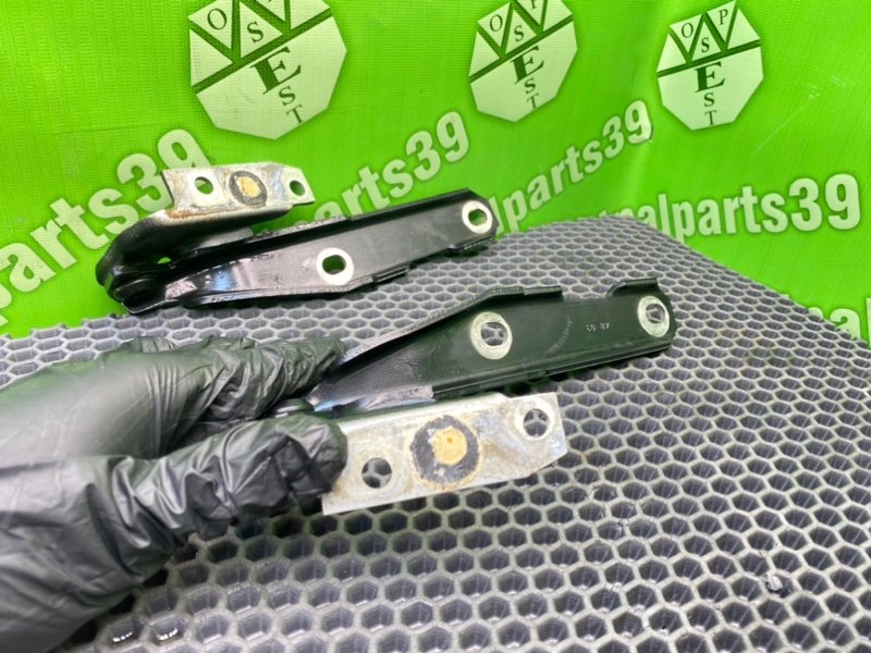 Петли капота, 1300 рублей, Калининград